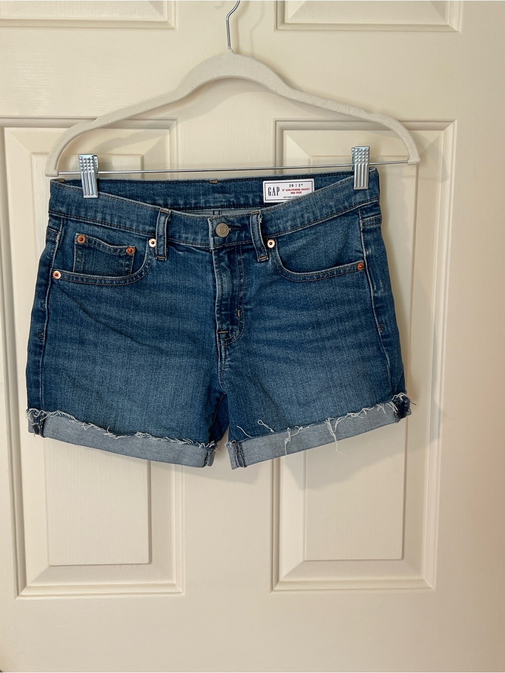 GAP Women's Dark Wash Rolled-Hem Denim Shorts